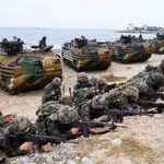 Binh sỹ Hàn Quốc tham gia một cuộc tập trận chung Mỹ-Hàn tại Pohang, Hàn Quốc. (Ảnh: Yonhap/TTXVN)