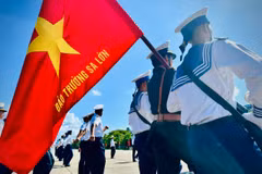 Triệu trái tim hướng về Trường Sa: Lớp lớp thế hệ tiếp sức bảo vệ biển đảo