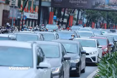 Hà Nội: Người dân trở lại nhịp sống hối hả sau kỳ nghỉ lễ dài