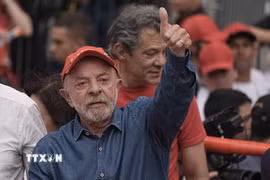 Tổng thống Brazil Luiz Inacio Lula da Silva trong chiến dịch vận động tranh cử ở Sao Paulo ngày 24/10/2026. (Ảnh: THX/TTXVN phát)