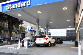Một trạm bán lẻ dầu xăng tại thành phố San Francisco, một trung tâm văn hóa, thương mại và tài chính ở tiểu bang California của Mỹ. (Ảnh: Ngọc Quang/TTXVN)