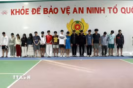 Các đối tượng bị khởi tố và tạm giam trong vụ án. (Ảnh: TTXVN phát)