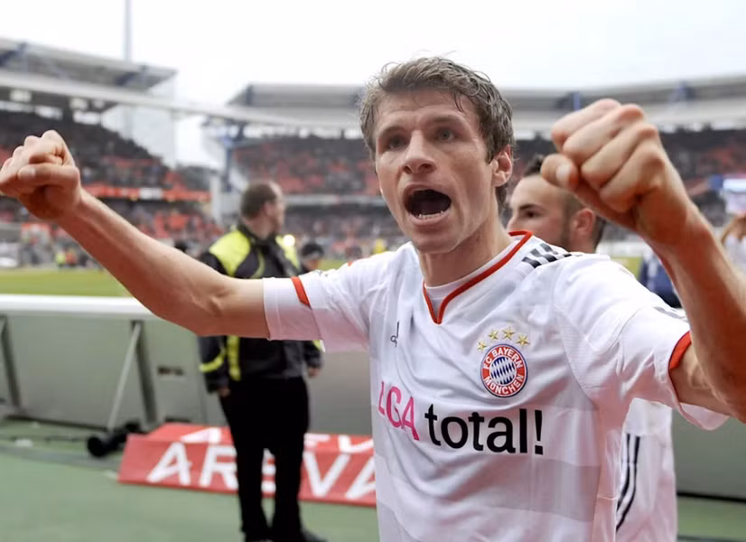 Số trận đấu của Mueller tại đấu trường Champions League là 109 (2 trận sơ loại), là cầu thủ Đức thi đấu ở Champions League nhiều nhất cũng là cầu thủ Bayern có số lần ra sân nhiều nhất trong lịch sử CLB. (Nguồn: Fcb.de)