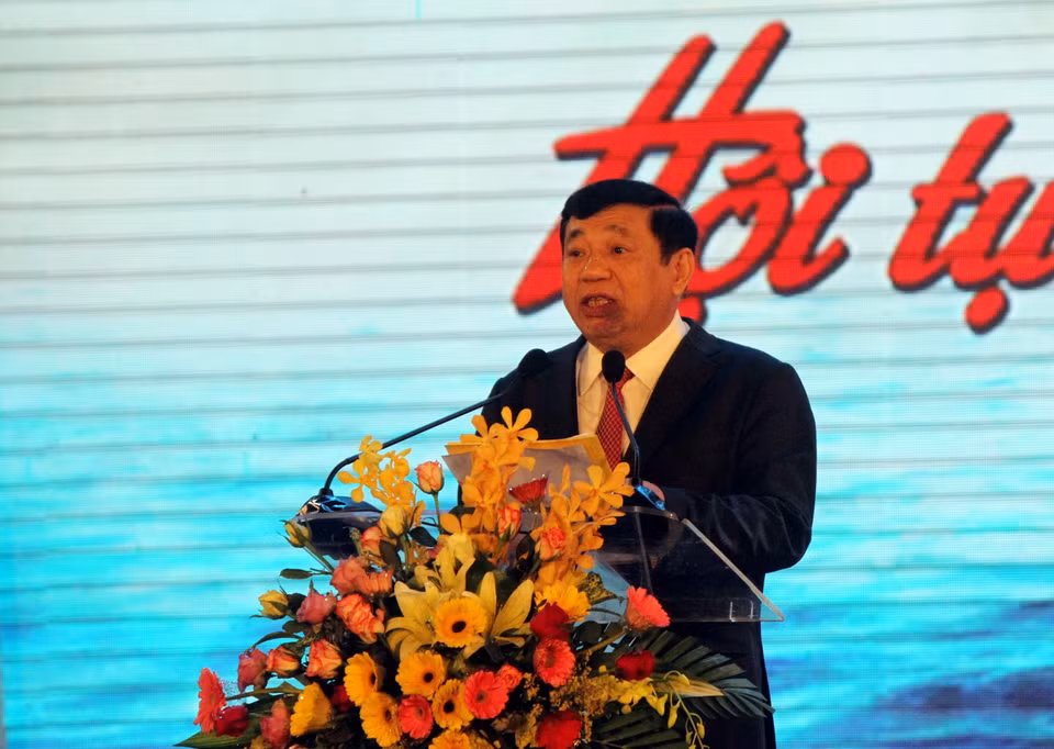 Chủ tịch UBND tỉnh Nghệ An Nguyễn Xuân Đường phát biểu khai mạc lễ hội du lịch Cửa Lò 2018. (Nguồn: Tá Chuyên – TTXVN)