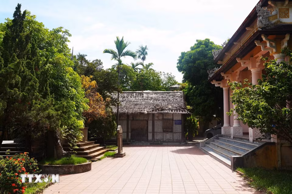 Nhà ở cụ Phan Bội Châu ở giữa Khu lưu niệm danh nhân Phan Bội Châu, phường Thuận Hóa, thành phố Huế. (Ảnh: Nguyên Lý/TTXVN)