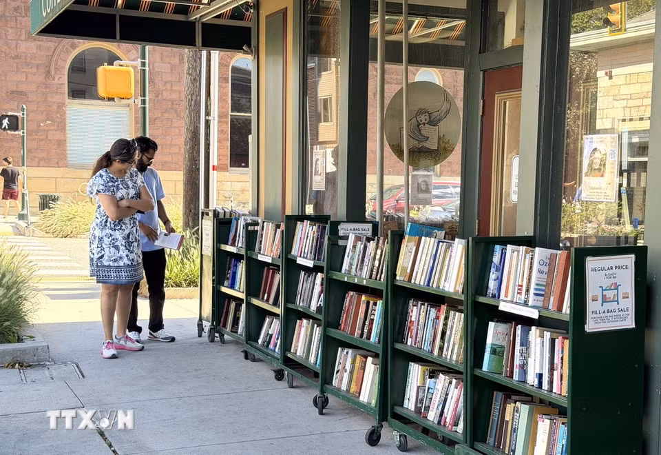 The Midtown Scholar cung cấp nhiều lựa chọn cho độc giả ở các độ tuổi và nhu cầu khác nhau. (Ảnh: Ngọc Quang/TTXVN)