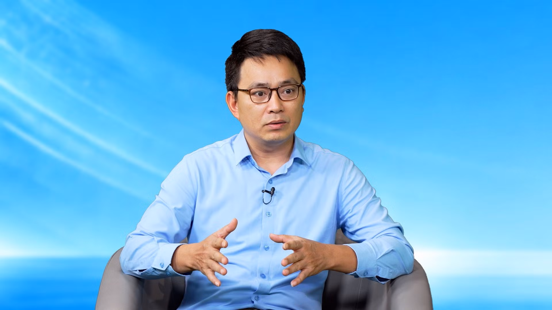 ong-dao-duc-huan-1.jpg