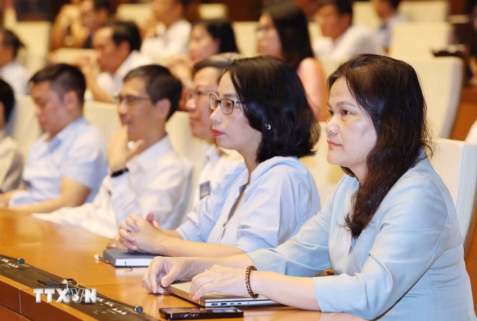 Đại biểu tham dự hội nghị tại phòng họp Diên Hồng, Nhà Quốc hội, Hà Nội. (Ảnh: Phương Hoa/TTXVN)