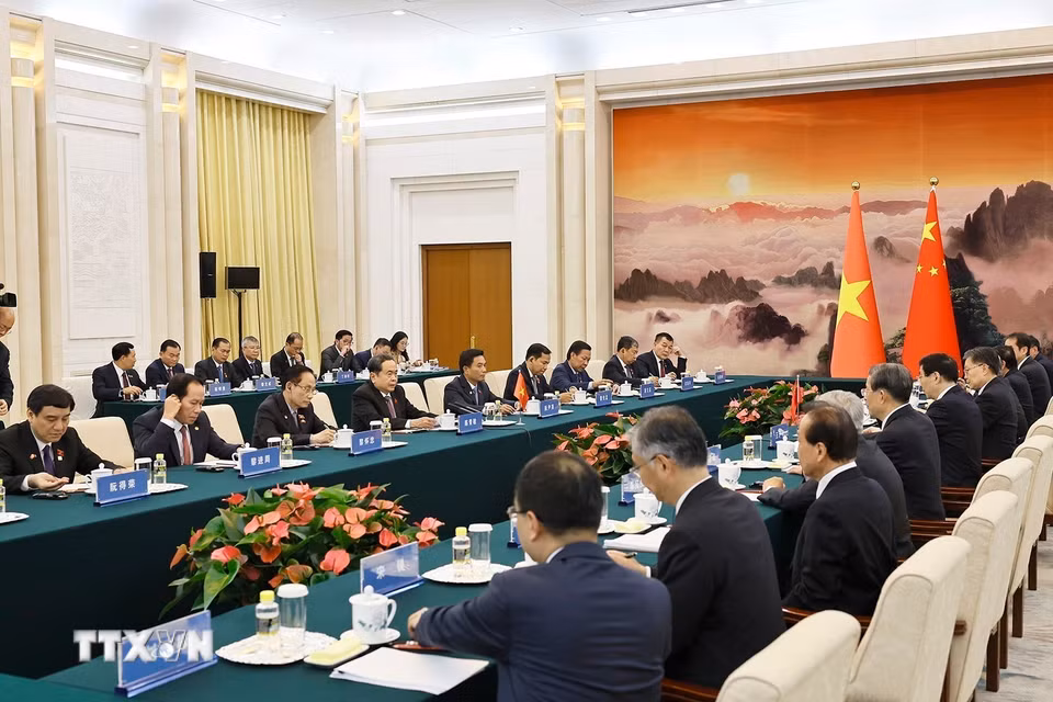 Chủ tịch Quốc hội Trần Thanh Mẫn hội kiến Chủ tịch Chính hiệp toàn quốc Trung Quốc Vương Hộ Ninh. (Ảnh: Doãn Tấn/TTXVN)