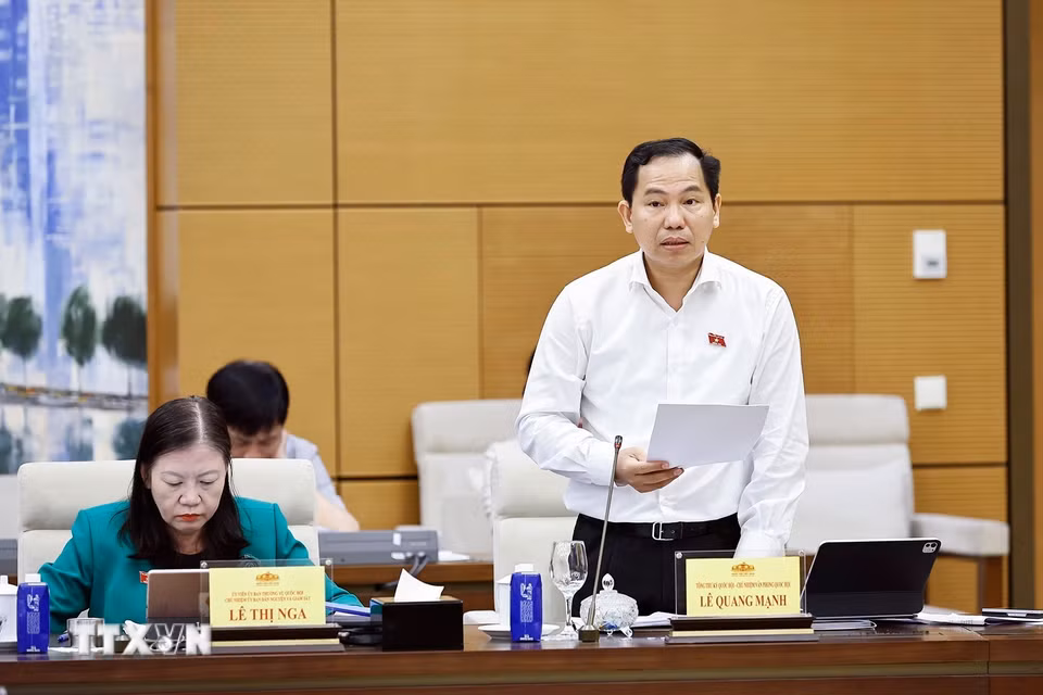 Tổng thư ký Quốc hội, Chủ nhiệm Văn phòng Quốc hội Lê Quang Mạnh phát biểu. (Ảnh: Doãn Tấn/TTXVN)