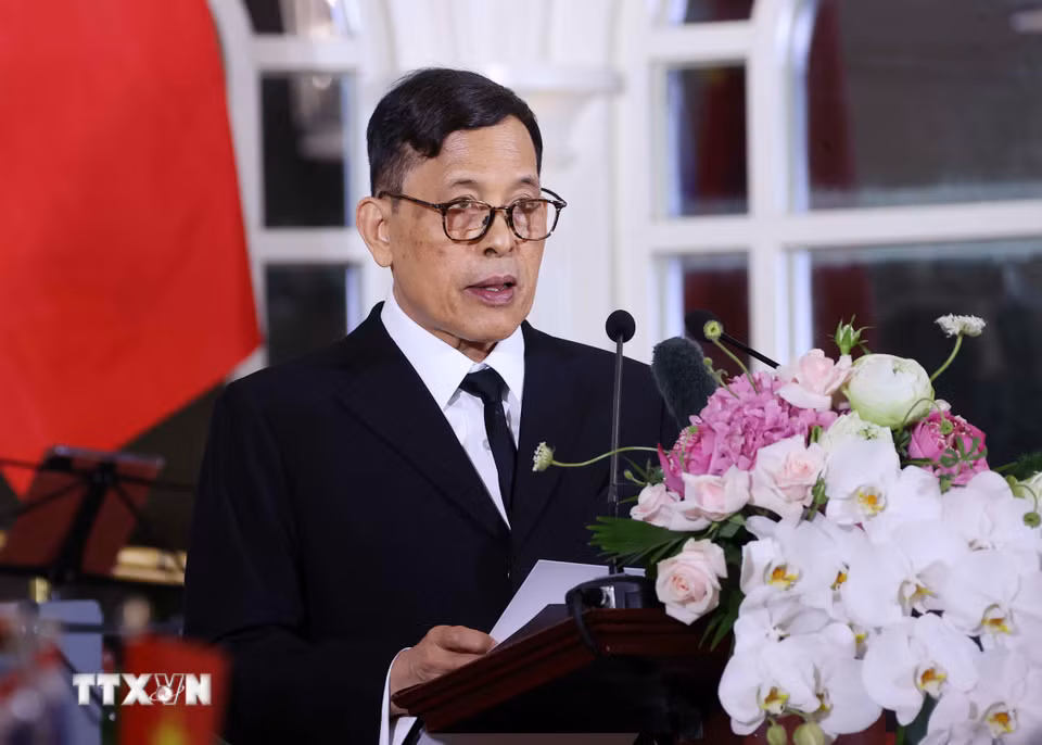 Nhà vua Thái Lan Maha Vajiralongkorn Phra Vajiraklaochaoyuhua phát biểu. (Ảnh: Văn Điệp/TTXVN)