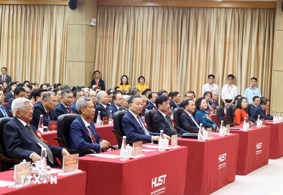 Tổng Bí thư, Chủ tịch nước Tô Lâm và các đại biểu tham dự. (Ảnh: Thống Nhất/TTXVN)