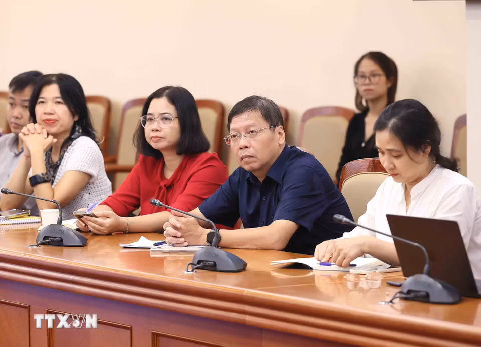 Các đại biểu tham dự tại buổi tọa đàm. (Ảnh: An Đăng/TTXVN)