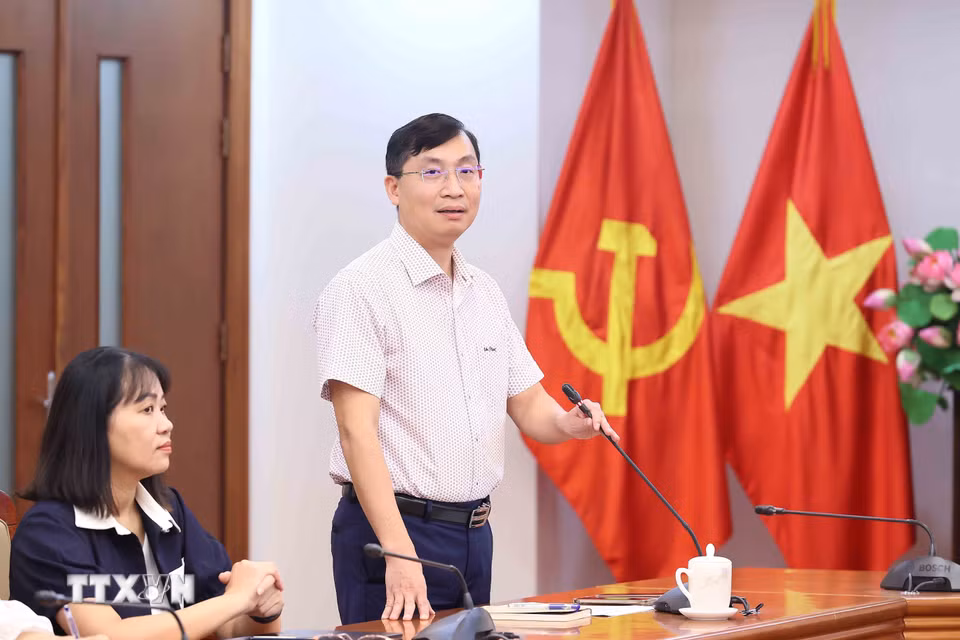 Đồng chí Trần Tiến Duẩn, Ủy viên Ban Thường vụ Đảng ủy, Tổng Biên tập báo điện tử VietnamPlus TTXVN phát biểu. (Ảnh: An Đăng/TTXVN)