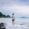 Biển trời đảo Cô Tô. (Ảnh: Vương Công Nam/Vietnam+)