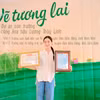 Hoa hậu Lương Thùy Linh vừa tiếp tục hành trình mang dự án “Vẽ tương lai" đến Điện Biên. (Ảnh: CTV/Vietnam+)