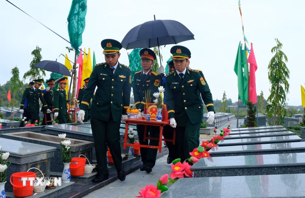 ttxvn_tay-ninh-liet-sy-6888.jpg