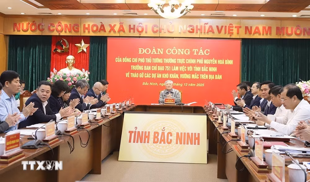ttxvn-pttg-hoa-binh-1.jpg