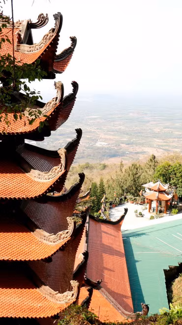 Chiêm ngưỡng vẻ đẹp độc đáo của núi Tà Cú