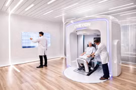 Hệ thống “siêu máy” xạ trị Proton MEVION S250-FIT đầu tiên tại châu Á vừa được Bệnh viện Tâm Anh đặt mua thành công.