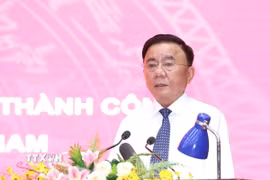 Ông Trần Cẩm Tú, Ủy viên Bộ Chính trị, Thường trực Ban Bí thư, Trưởng Ban Chỉ đạo Trung ương phát biểu chỉ đạo Hội nghị. (Ảnh: Phương Hoa/TTXVN)