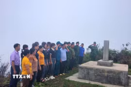 Tổ chức Phong trào "Toàn dân xây dựng nền quốc phòng vững mạnh, hiện đại" trên cả nước. (Ảnh: Huy Thái/TTXVN phát)