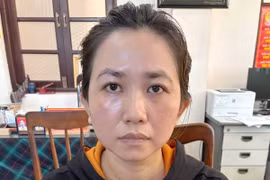 Hồ Thị Cẩm Thi khi bị triệu tập đến trụ sở Công an xã Đồng Xuân, tỉnh Đắk Lắk. (Ảnh: Công an cung cấp)