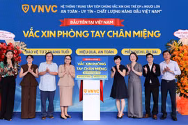 VNVC chính thức ra mắt và triển khai tiêm vaccine phòng tay chân miệng do EV71.