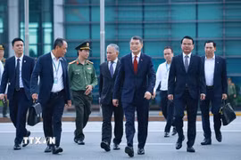 Thủ tướng Lê Minh Hưng lên đường tham dự Hội nghị Cấp cao ASEAN lần thứ 48 tại Cebu, Philippines. (Ảnh: Dương Giang/TTXVN)