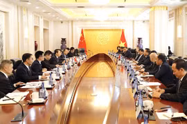 Quang cảnh buổi làm việc giữa Bộ trưởng Trần Hồng Minh và Bộ trưởng Lưu Vỹ tại Trung Quốc. (Nguồn: Cổng thông tin điện tử Bộ Xây dựng)