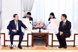 Chủ tịch Quốc hội Trần Thanh Mẫn tiếp Bí thư Thành ủy Diên An Vương Hải Bằng. (Ảnh: Doãn Tấn/TTXVN)