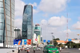 Thị trường văn phòng cho thuê ở Thành phố Hồ Chí Minh tiếp tục ghi nhận diễn biến tích cực. (Ảnh: Hồng Đạt/TTXVN)