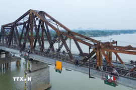 Cầu Long Biên. (Ảnh: Phan Phương/TTXVN)