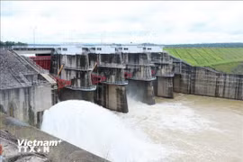 Đập thủy điện của nhà máy thủy điện Buôn Kuốp điều tiết nguồn nước. (Nguồn: Vietnam+)