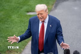 Tổng thống Mỹ Donald Trump bày tỏ sự hài lòng về việc có thêm một ghế trống tại FED và ông “rất vui” khi nhận được thư từ chức của Thống đốc Adriana Kugler. (Ảnh: THX/TTXVN)