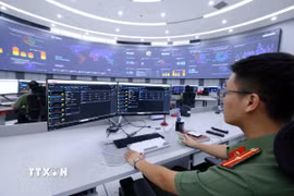 Cán bộ, chiến sỹ an ninh mạng. (Ảnh: Phạm Kiên/TTXVN)