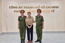 Ngân 98 bị bắt giữ. (Ảnh: Công an cung cấp)