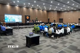 Quang cảnh phiên xét hỏi. (Ảnh: Kim Anh/TTXVN)