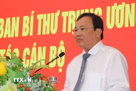 Phó Bí thư Tỉnh ủy Tây Ninh Lê Văn Hẳn phát biểu nhận nhiệm vụ. (Ảnh: Thanh Bình/TTXVN)