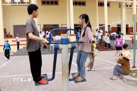 Trụ sở dôi dư tại các xã phường của tỉnh Thái Nguyên được tận dụng làm nơi sinh hoạt văn hóa, thể thao cho người dân địa phương. (Ảnh: Trần Trang/TTXVN)