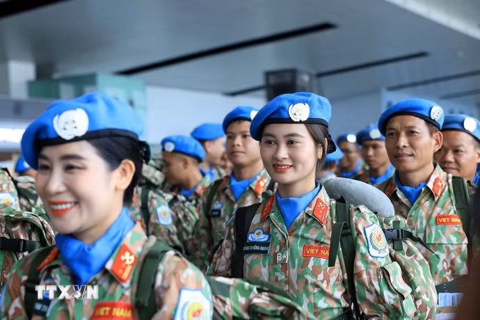 Niềm vui và tự hào của chiến sỹ Đội Công binh số 4 khi lên đường thực hiện nhiệm vụ gìn giữ hòa bình, tháng 9/2025. (Ảnh minh họa: Tuấn Anh/TTXVN)