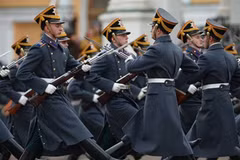 Mãn nhãn màn đổi gác bộ binh, kỵ binh cuối cùng năm 2026 tại Điện Kremlin 