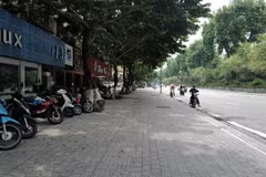 Hà Nội tính thu phí vỉa hè tối đa 400.000 đồng/m2 để lập lại trật tự đô thị 