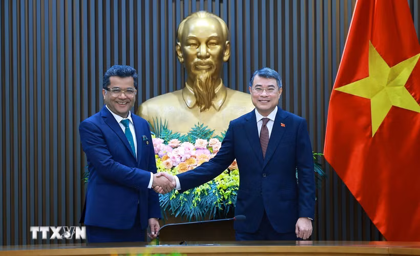Chiều 26/8/2026, tại Trụ sở Chính phủ, Thủ tướng Lê Minh Hưng tiếp Quốc vụ khanh phụ trách Ngoại giao Cộng hòa Ấn Độ Pabitra Margherita. (Ảnh: Dương Giang/TTXVN)