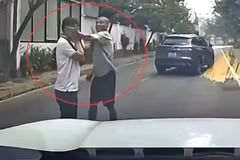 Công an Phú Thọ điều tra vụ tài xế ô tô bị đánh gục giữa đường 