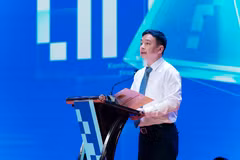 Trung tướng Lê Xuân Minh, Cục trưởng Cục An ninh mạng và phòng, chống tội phạm sử dụng công nghệ cao (Bộ Công an) phát biểu tại Lễ phát động. (Ảnh: PV/Vietnam+)