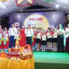 Tổng Hội Người Việt Nam tại Lào phối hợp cùng chùa Bàng Long tổ chức chương trình “Đêm hội Trăng Rằm” nhân dịp Tết Trung Thu. (Ảnh: Đỗ Bá Thành/TTXVN)