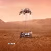 Tàu thám hiểm Perseverance của NASA hạ cánh xuống sao Hỏa. (Nguồn: THX/TTXVN)
