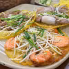 Bánh xèo tôm nhảy đã trở thành một trong những món ăn được nhiều du khách tìm kiếm khi đến Quy Nhơn. (Nguồn: Vietnam+)