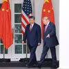 Tổng thống Mỹ Donald Trump (phải) đón Chủ tịch Trung Quốc Tập Cận Bình tại Nhà Trắng ở Washington, D.C., ngày 24/9/2026. (Ảnh: THX/TTXVN phát)